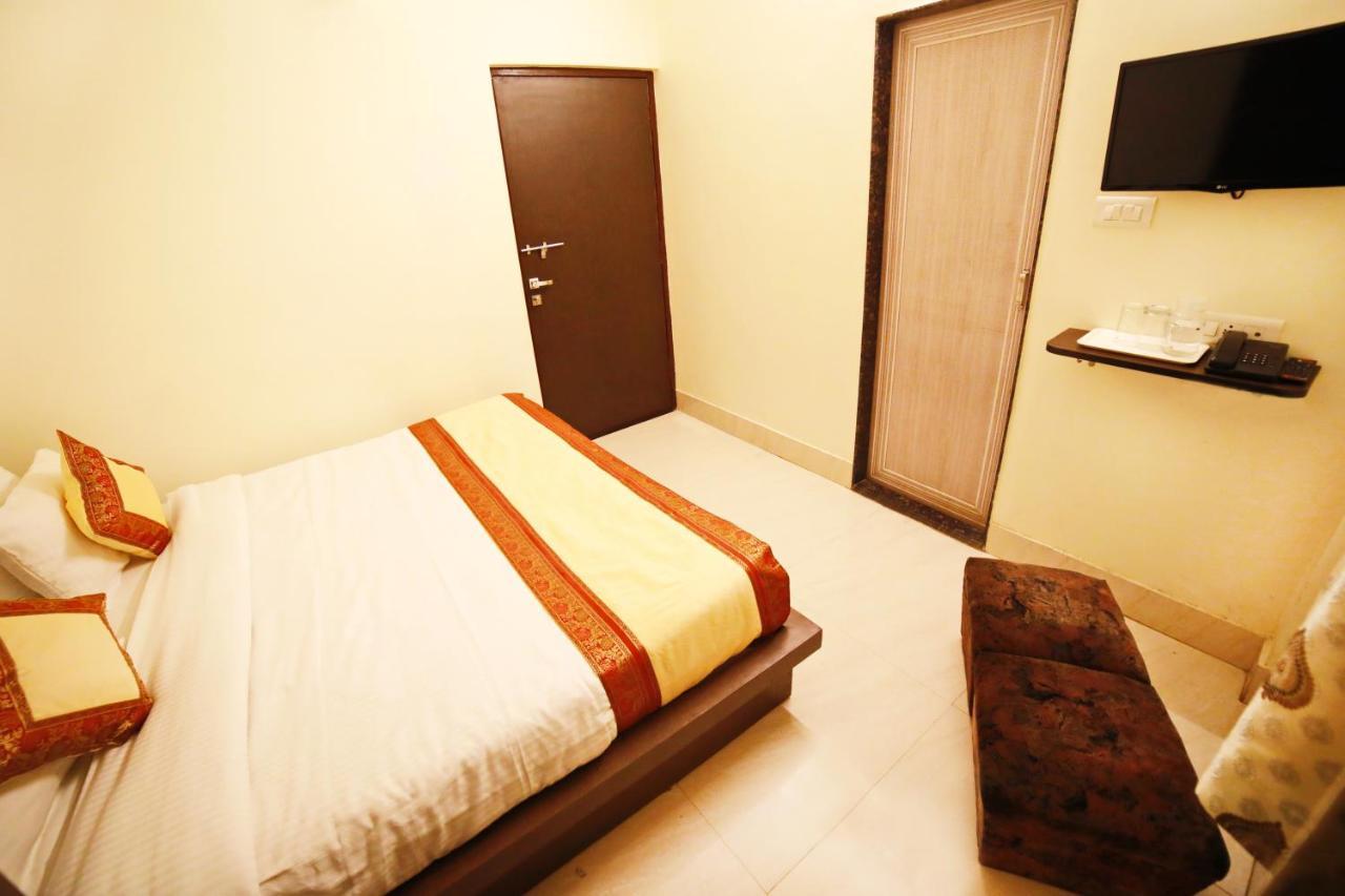 Oyo 16708 Sada Shiv Guest House Waranasi Zewnętrze zdjęcie