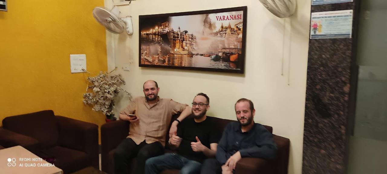 Oyo 16708 Sada Shiv Guest House Waranasi Zewnętrze zdjęcie