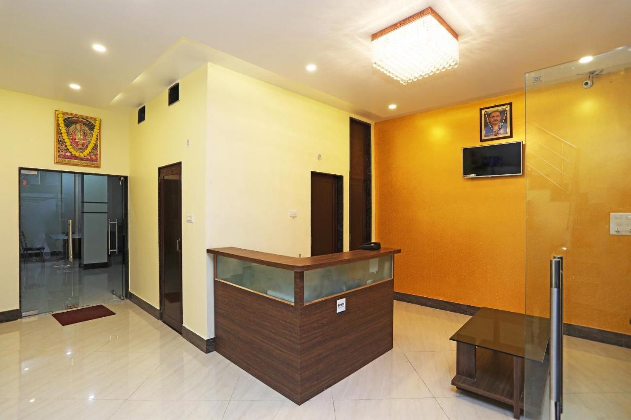 Oyo 16708 Sada Shiv Guest House Waranasi Zewnętrze zdjęcie