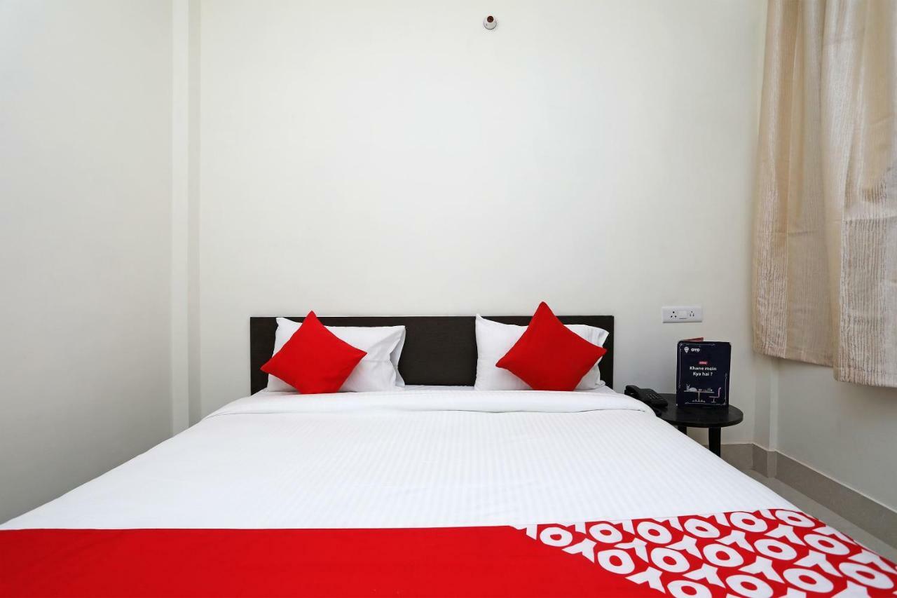 Oyo 16708 Sada Shiv Guest House Waranasi Zewnętrze zdjęcie
